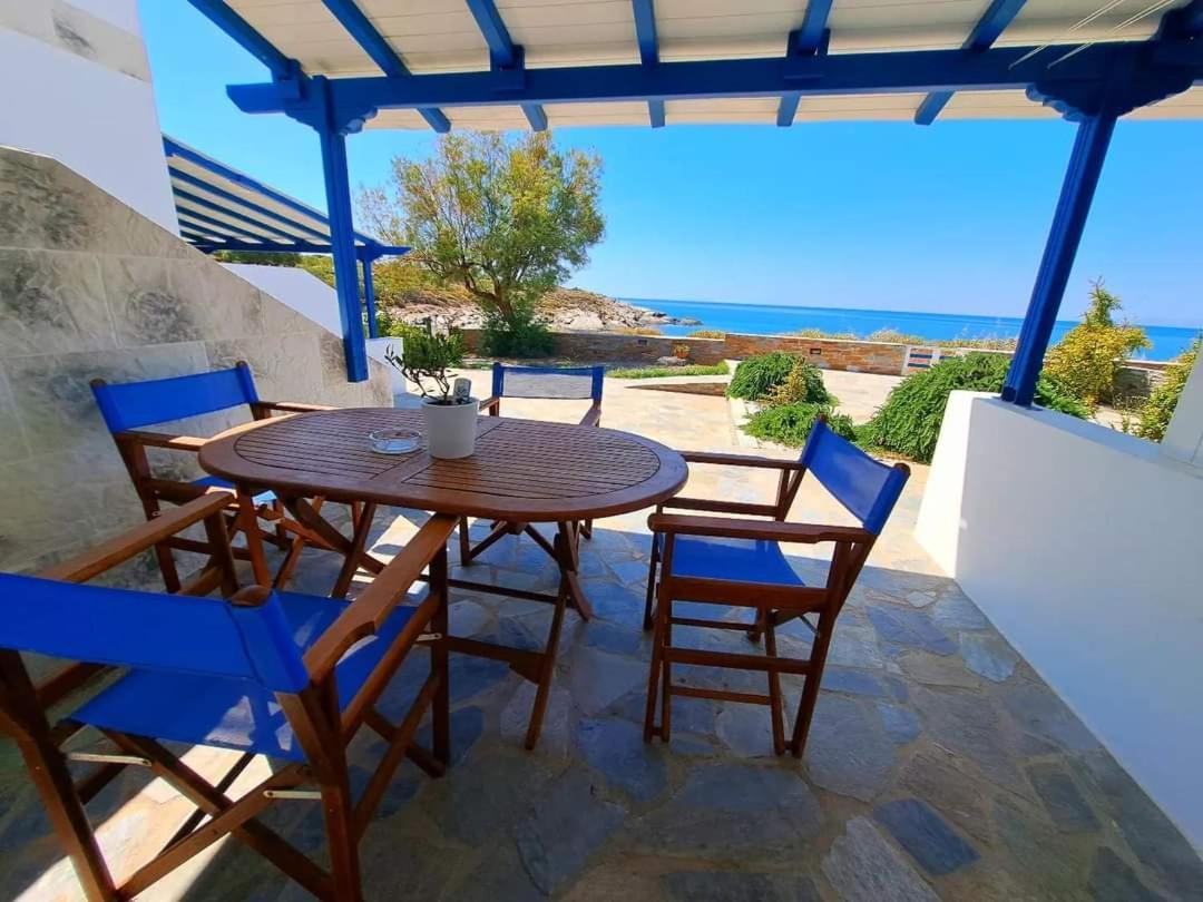 Peaceful Bay Hotel Megas Gialos - Nites Bagian luar foto